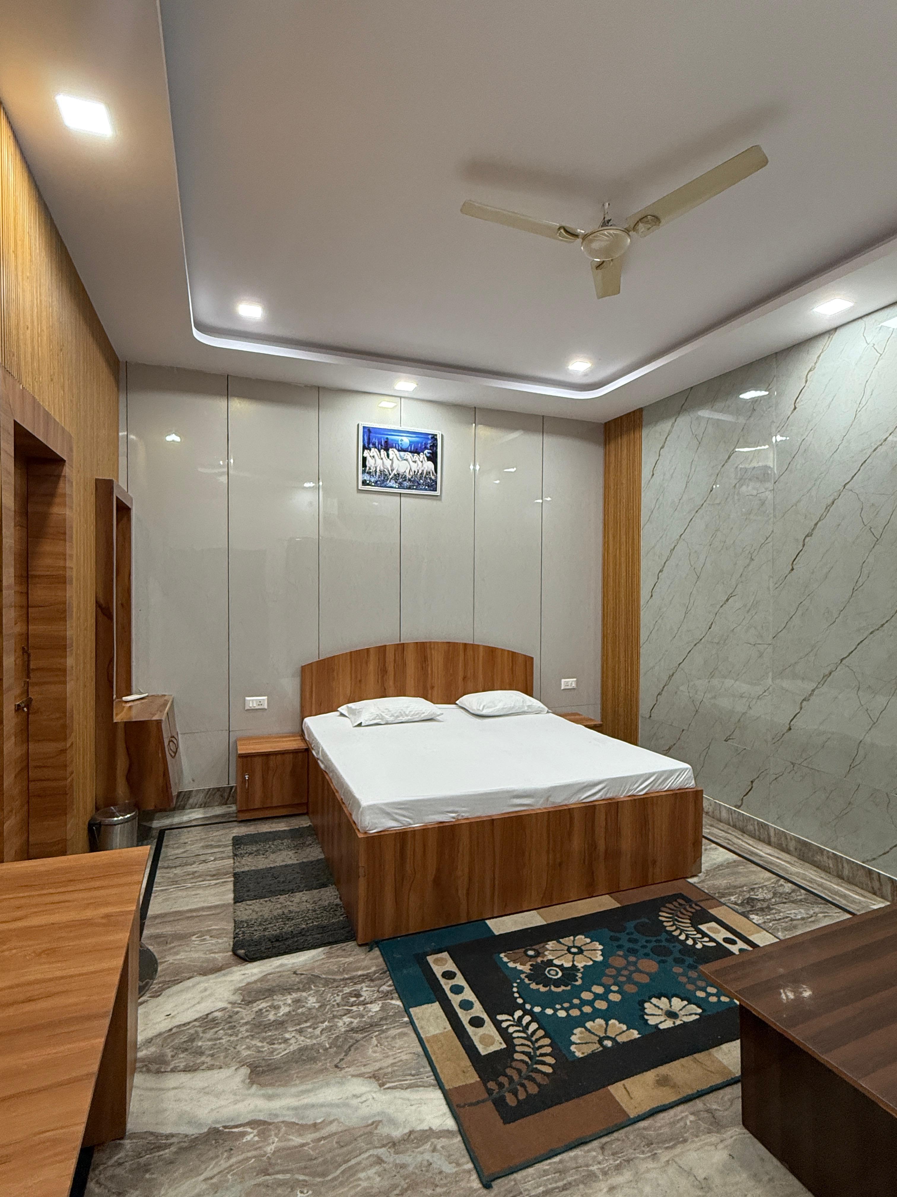Raj Garden guest room
